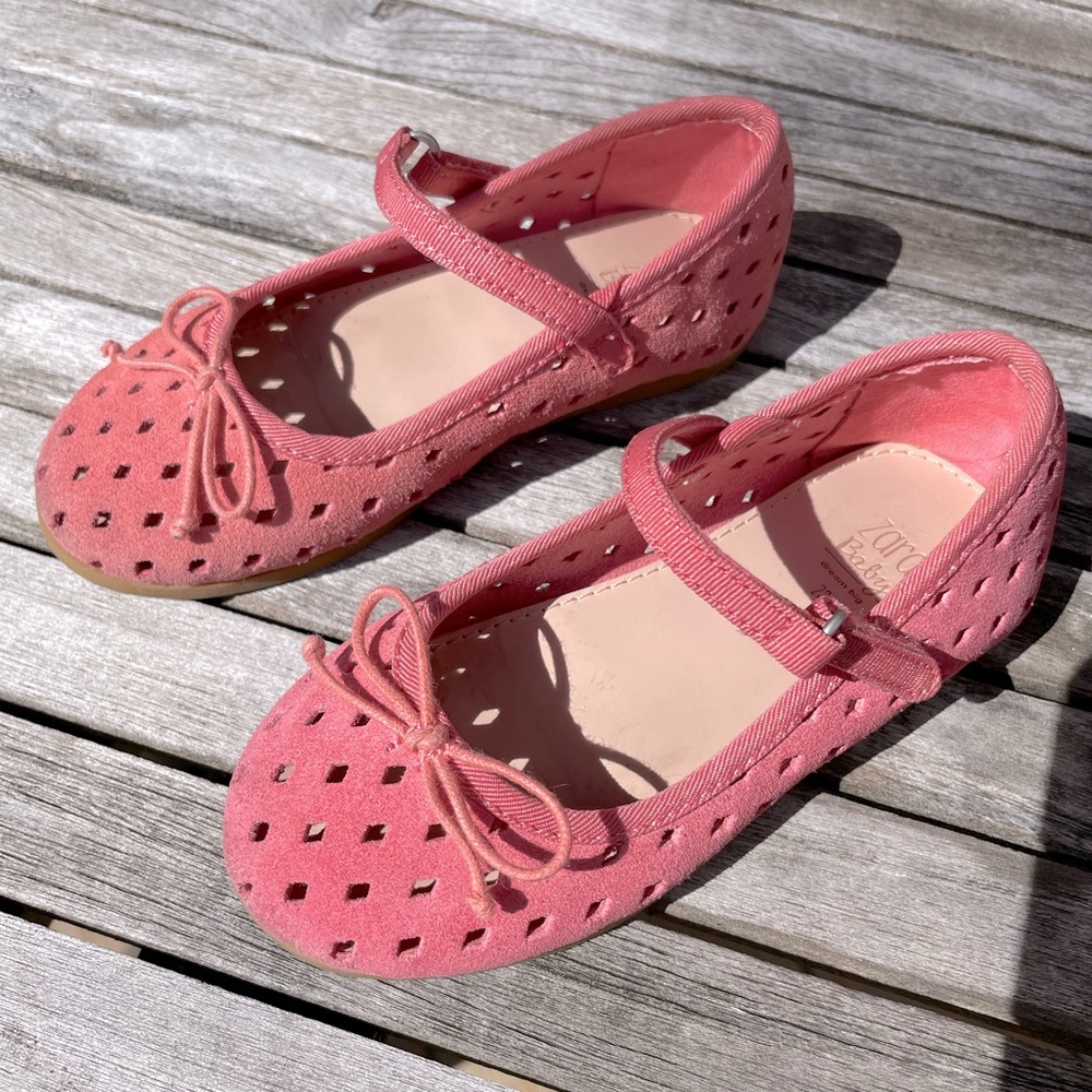Zara Baby Mary Jane Shoes EUC